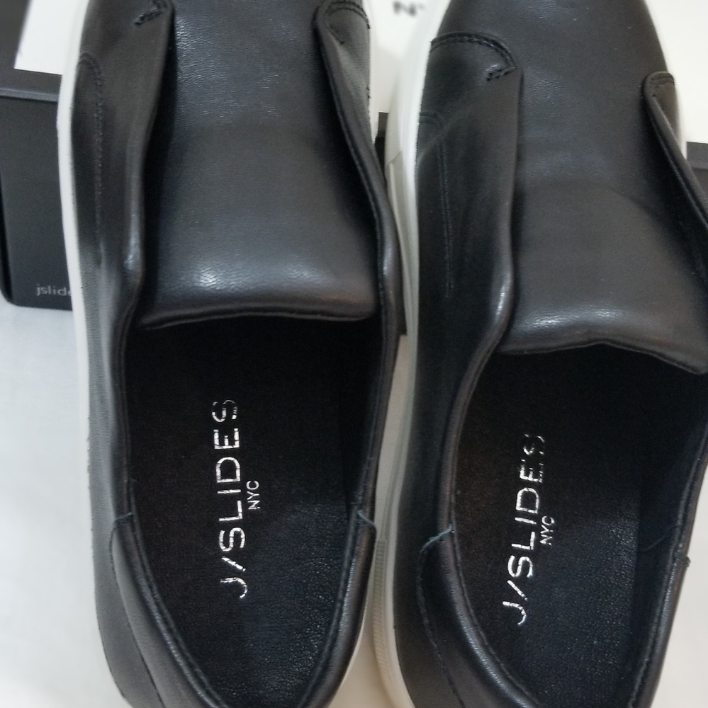 Shoes - Picture 3 of 4